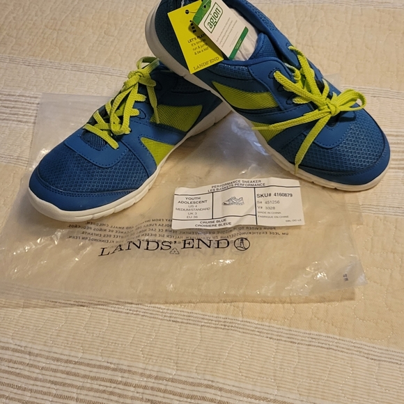 NWT YOUTH LANDS'END SNEAKERS 4 - Picture 2 of 11